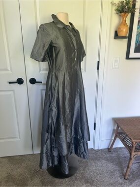 DIN size 8 Artsy  100% silk Short Sleeve Maxi  Dress Tied Apron Overlay
